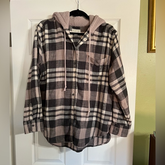 American Eagle Outfitters Tops - American Eagle flannel shirt